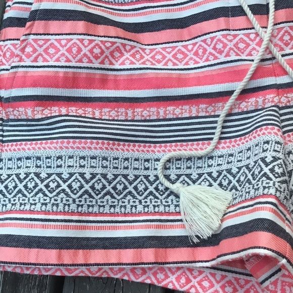 LOFT The Riviera Tassel Drawstring Shorts - Picture 5 of 11